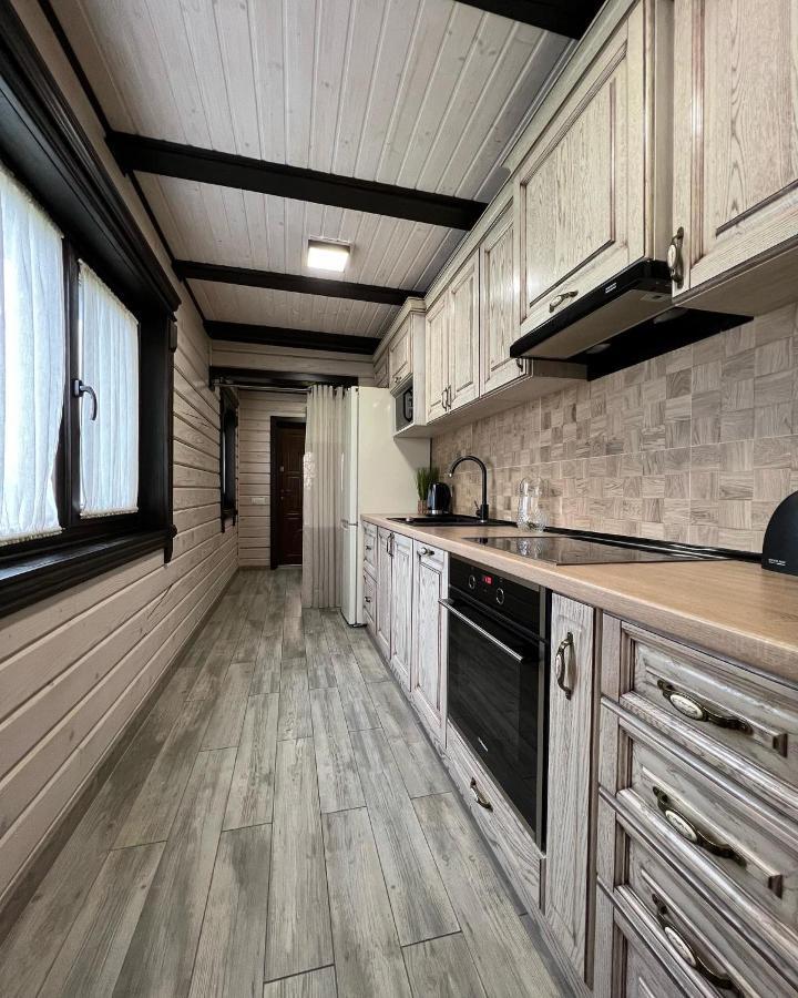 Villa Family House Truskavets Modrychi Exterior foto