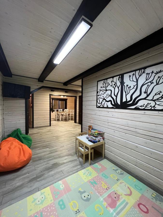 Villa Family House Truskavets Modrychi Exterior foto